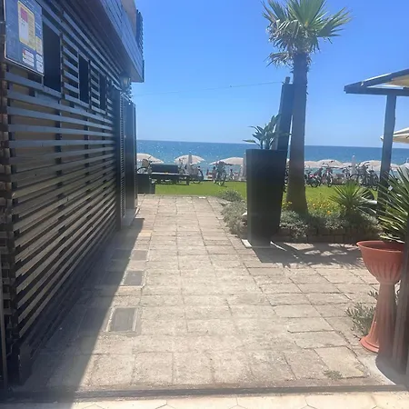 Wanda A 300 Mt Dal Mare Konukevi 4*